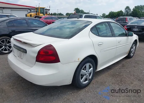 2007 Pontiac Grand Prix z USA, uszkodzony, nr VIN 2G2WP552971211231